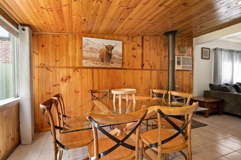 Rest & Relaxation - Tourism Canberra 3