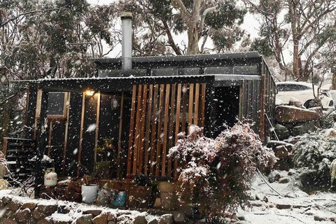 ReThynk Unique Tiny Home East Jindabyne - Tourism Canberra 0