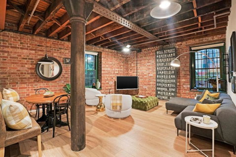 Retro Meets Industrial At Heritage Bond Store - Tourism Canberra 0