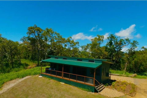 Ridge Cabin - Stunning Views - 5km From Neighbours - Tourism Canberra 1