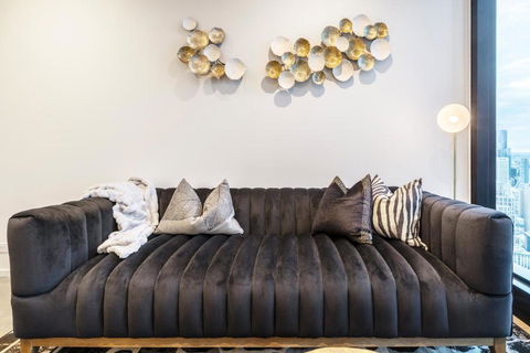 Ritzy Apartment In Iconic Australia 108 With Views - Tourism Canberra 0