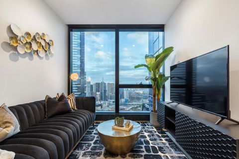Ritzy Apartment In Iconic Australia 108 With Views - Tourism Canberra 1