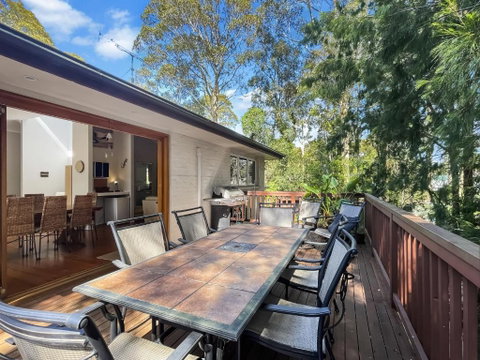 Riverside 3-Bed Townhouse With Spacious Deck & BBQ - Tourism Canberra 1