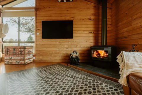 Riverview Retreat - Tourism Canberra 0