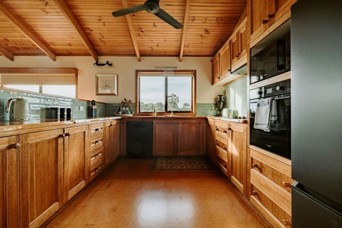 Riverview Retreat - Tourism Canberra 3