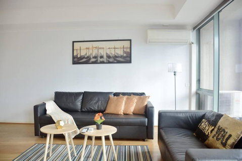 RiverView Spacious 3BR2Bath2Car WifiPoolGym Crown - Tourism Canberra 0