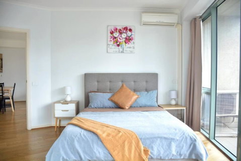 RiverView Spacious 3BR2Bath2Car WifiPoolGym Crown - Tourism Canberra 1
