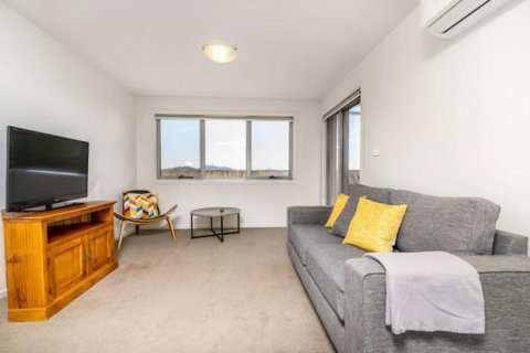 Relaxing 2BR Apt In North Point Complex - Tourism Canberra 0