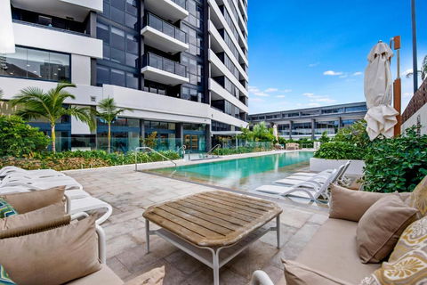 Ruby - Self Contained, Privately Managed Apartments - Tourism Canberra 0