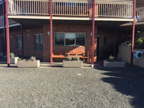 Robin Hill Retreat - Tourism Canberra 3
