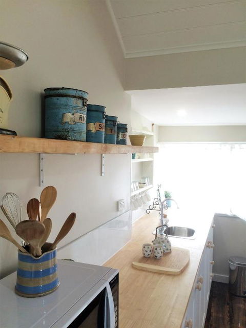 Robin Hoods Well Farm Stay - Tourism Canberra 0