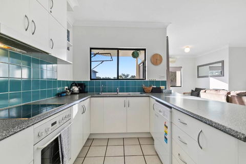 Rooftop Island Sunsets - Tourism Canberra 2