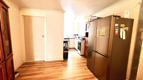 Room Near To Melbourne Airport & Train Station - Tourism Canberra 2