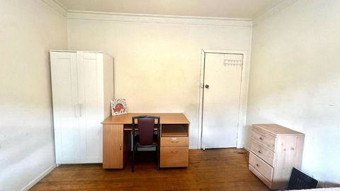 Room Near Tullamarine Airport - Tourism Canberra 0