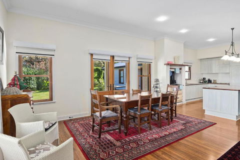 Rosalba - Tourism Canberra 3