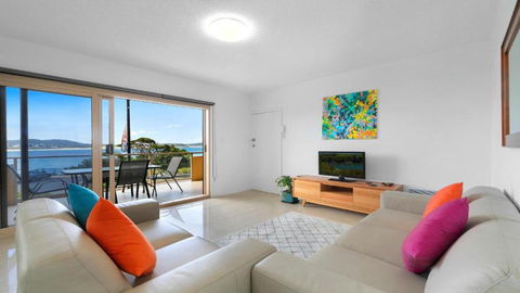 Roweshaven Amazing Views, Close To Beach Accom Holidays - Tourism Canberra 1