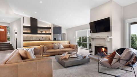 RUST - Tourism Canberra 0