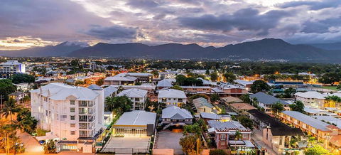 Rydges Esplanade Resort Cairns - Tourism Canberra 3