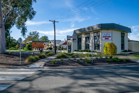 Ryley Motor Inn - Tourism Canberra 2