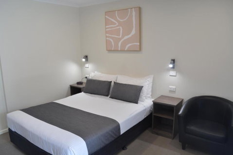 Ryley Motor Inn - Tourism Canberra 3