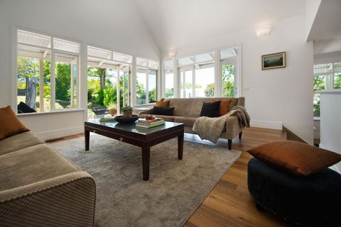 Sades - Tourism Canberra 3