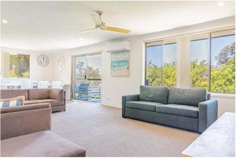 Salt & Sand Getaway - Tourism Canberra 3