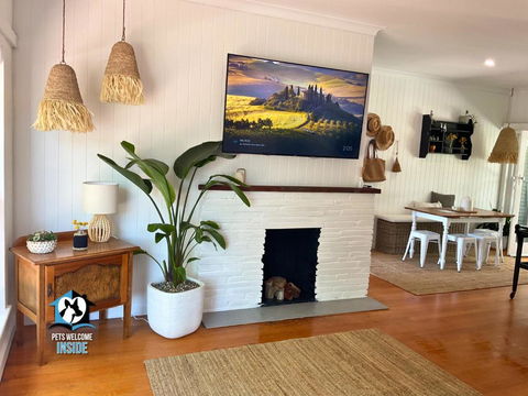 Saltwater Sunsets Seaside Haven With Ocean Views - Tourism Canberra 3