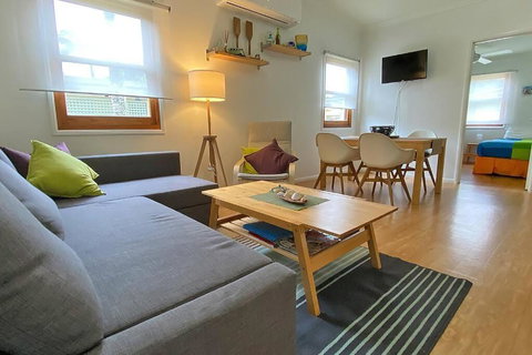 SALTYS AMITY POINT - Tourism Canberra 2