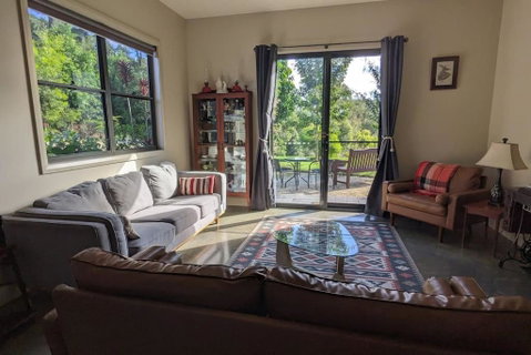 Samsara Farm Cottage - Stunning Hinterland Oasis - Tourism Canberra 1