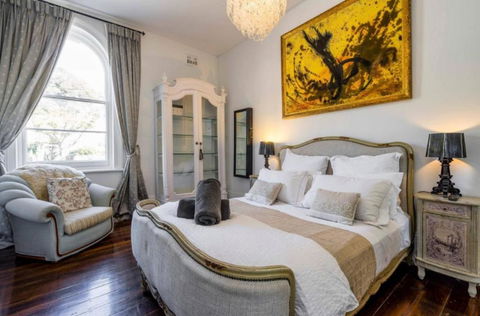 Sanctuary At The Rocks - Tourism Canberra 1