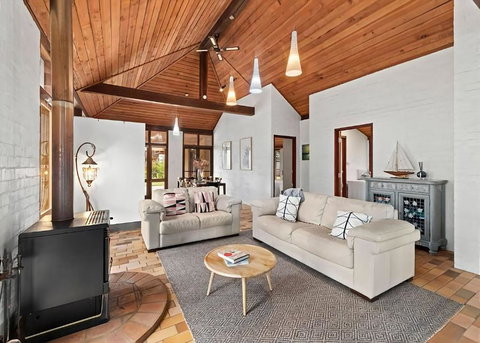 Sand At Broulee - Tourism Canberra 0