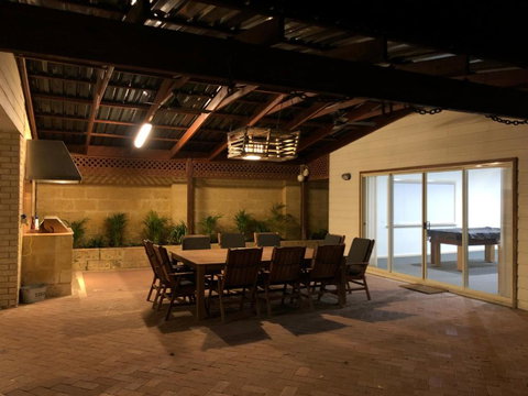 Sand Dunes Experience - Pet Friendly - Tourism Canberra 3