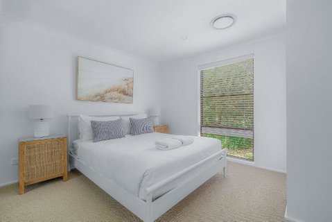 Sandalwood At Huskisson - Tourism Canberra 0