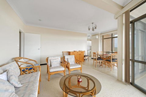 Sandpiper 9 25 Waugh Street - Tourism Canberra 1