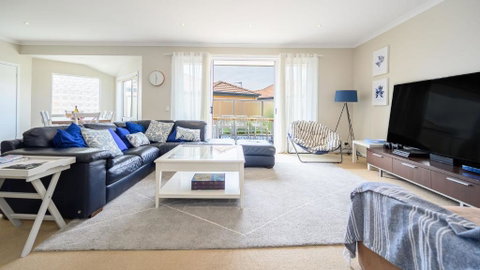 Sandpiper 9 - Close To Town And Beach - Tourism Canberra 2