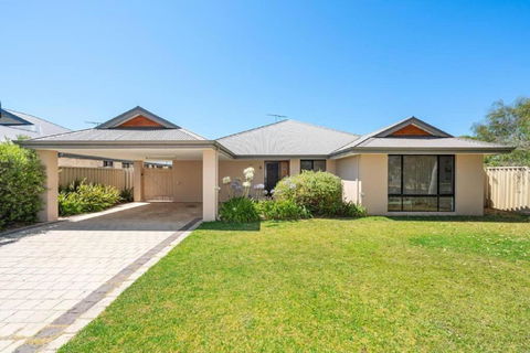 Sandpiper House - Family & Pet Friendly - Tourism Canberra 0