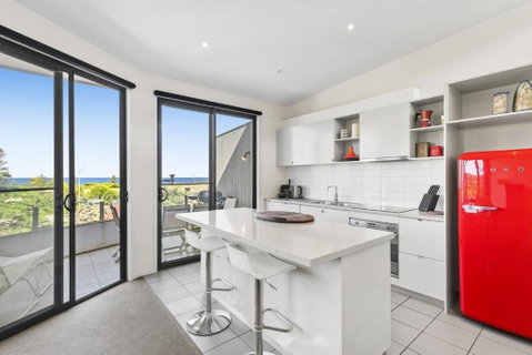 Sandy Beach Apt 4 - Tourism Canberra 2
