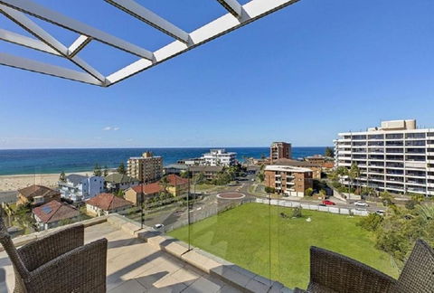 Sandy Cove Apartment The Entrance 31 - Tourism Canberra 1