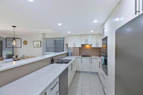 Sandy Cove Apartment The Entrance 8 - Tourism Canberra 3