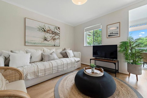 Sandy Days - Tourism Canberra 0