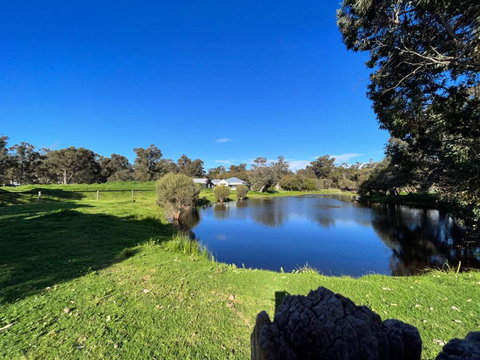 Secluded Rural Retreat In Southwest WA - Tourism Canberra 1