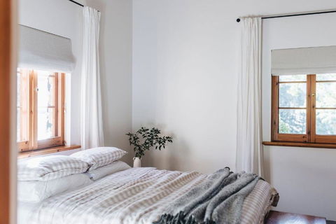 Secluded Stone Cottage Perfect For Couples Escape - Waterfalls - Tourism Canberra 2