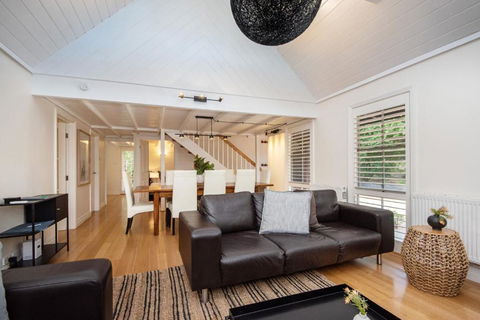 Somers Pool Park And Beach Retreat - Tourism Canberra 3