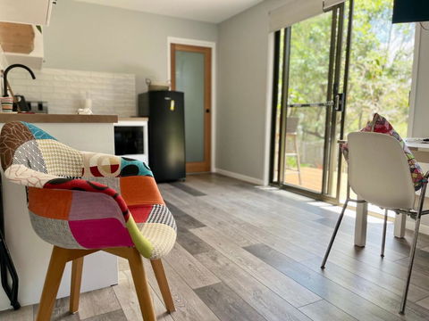 Stylish Guest Suite In Everton Hills - Tourism Canberra 2