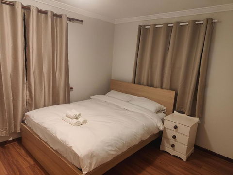 The Cozy Little House - Tourism Canberra 0
