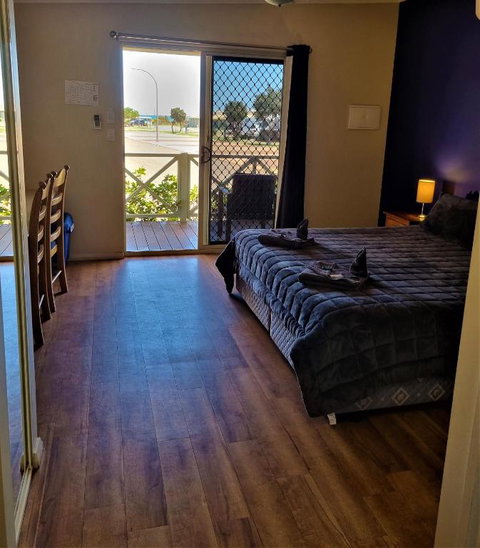 The Cove Holiday Village - Tourism Canberra 2