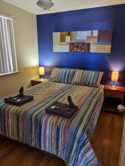 The Cove Holiday Village - Tourism Canberra 1