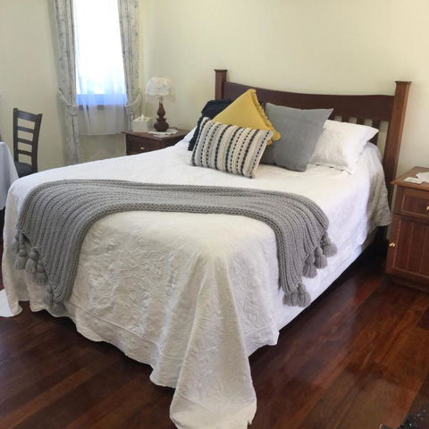 The Hideaway Luxury B&B Retreat - Tourism Canberra 0