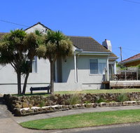 BEACHPOINT COTTAGE - Tourism Canberra