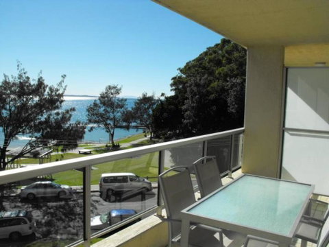 Beachpoint, Unit 202, 28 North Street - Tourism Canberra 3